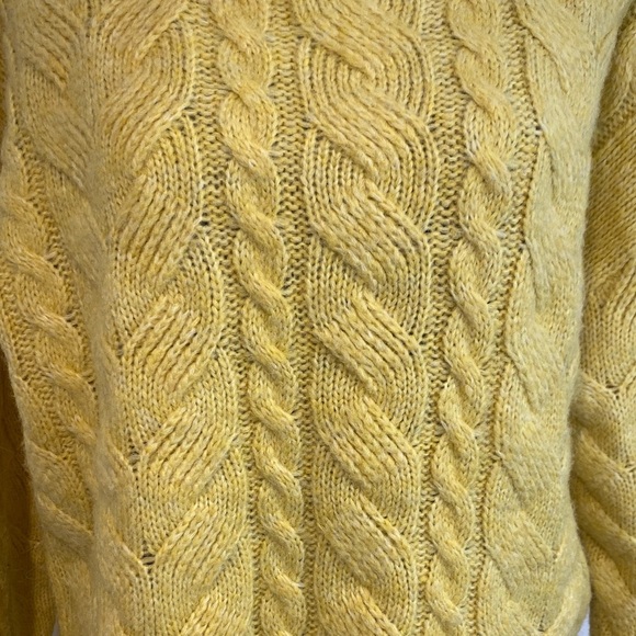 Primark Sweater Oversized Cable Cabincore Knit Bright Yellow Size Medium Large - Picture 3 of 9
